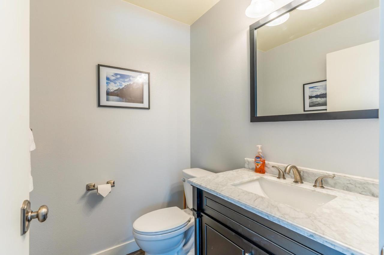 Apartamento Altitude Adjustment Whitefish Exterior foto